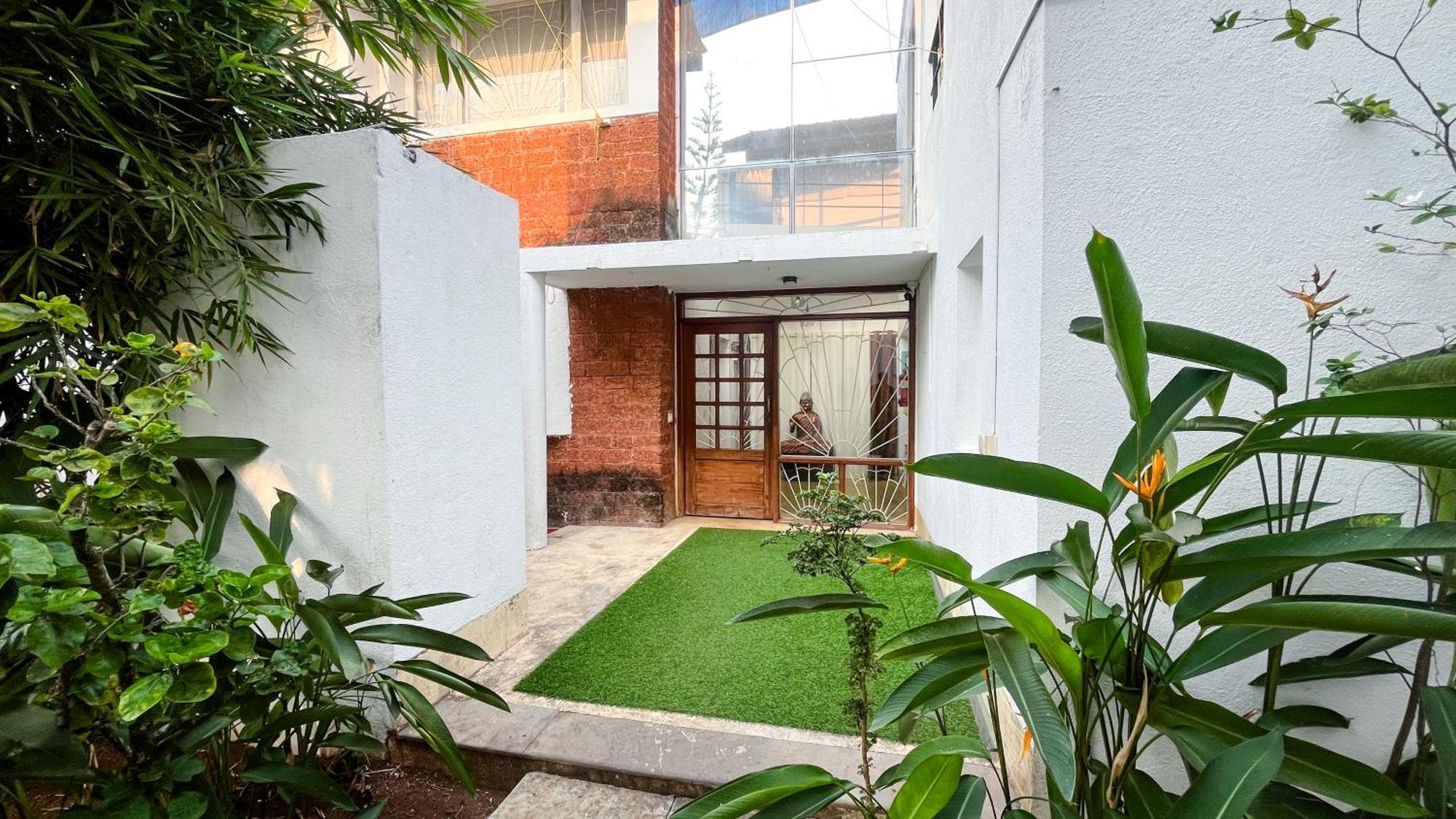Villa M - Solitude 2 Candolim Goa 3Bhk, Pool Facing, Near Beach, Free Breakfast, Free Wifi And Prime Location Exterior photo