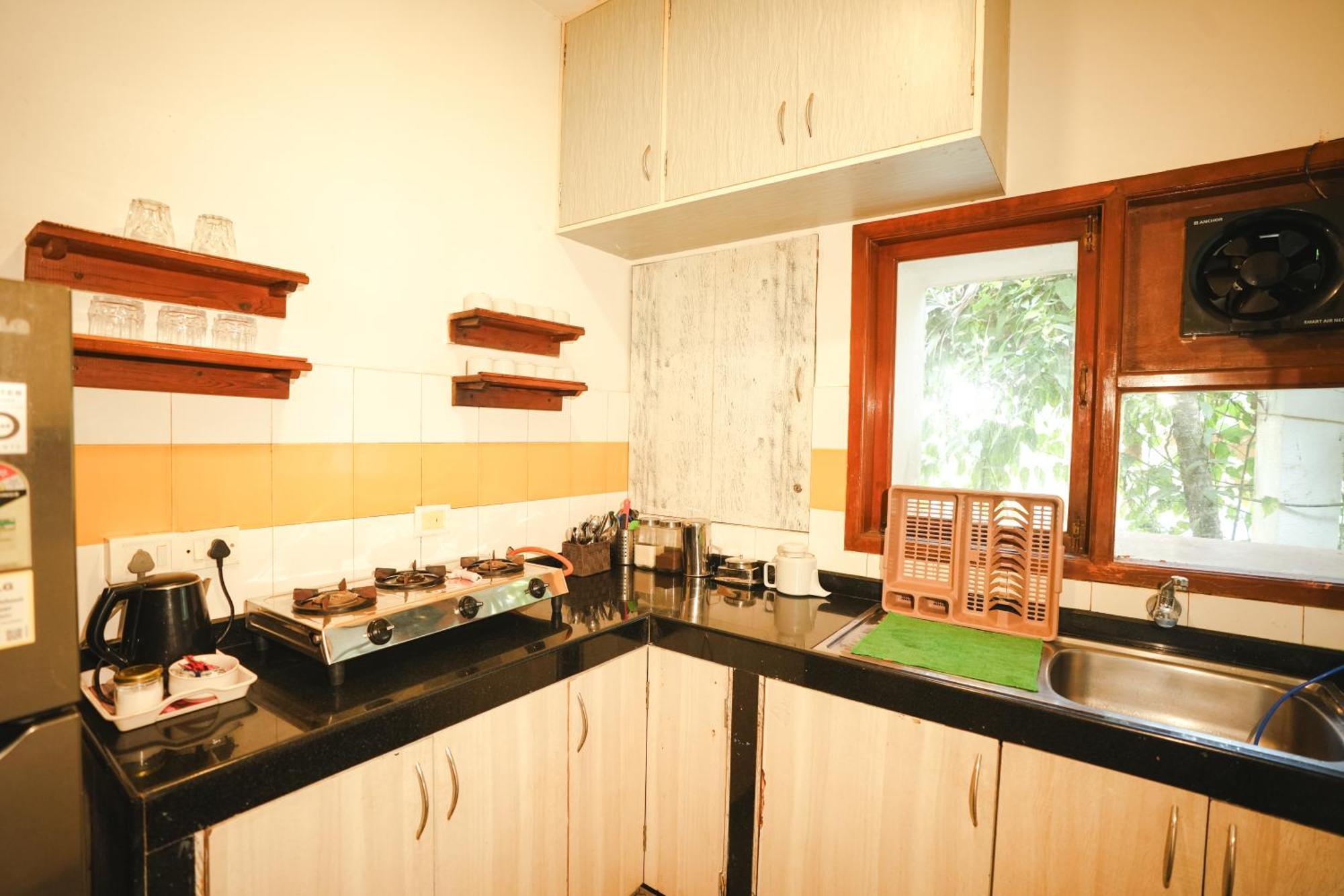Villa M - Solitude 2 Candolim Goa 3Bhk, Pool Facing, Near Beach, Free Breakfast, Free Wifi And Prime Location Exterior photo
