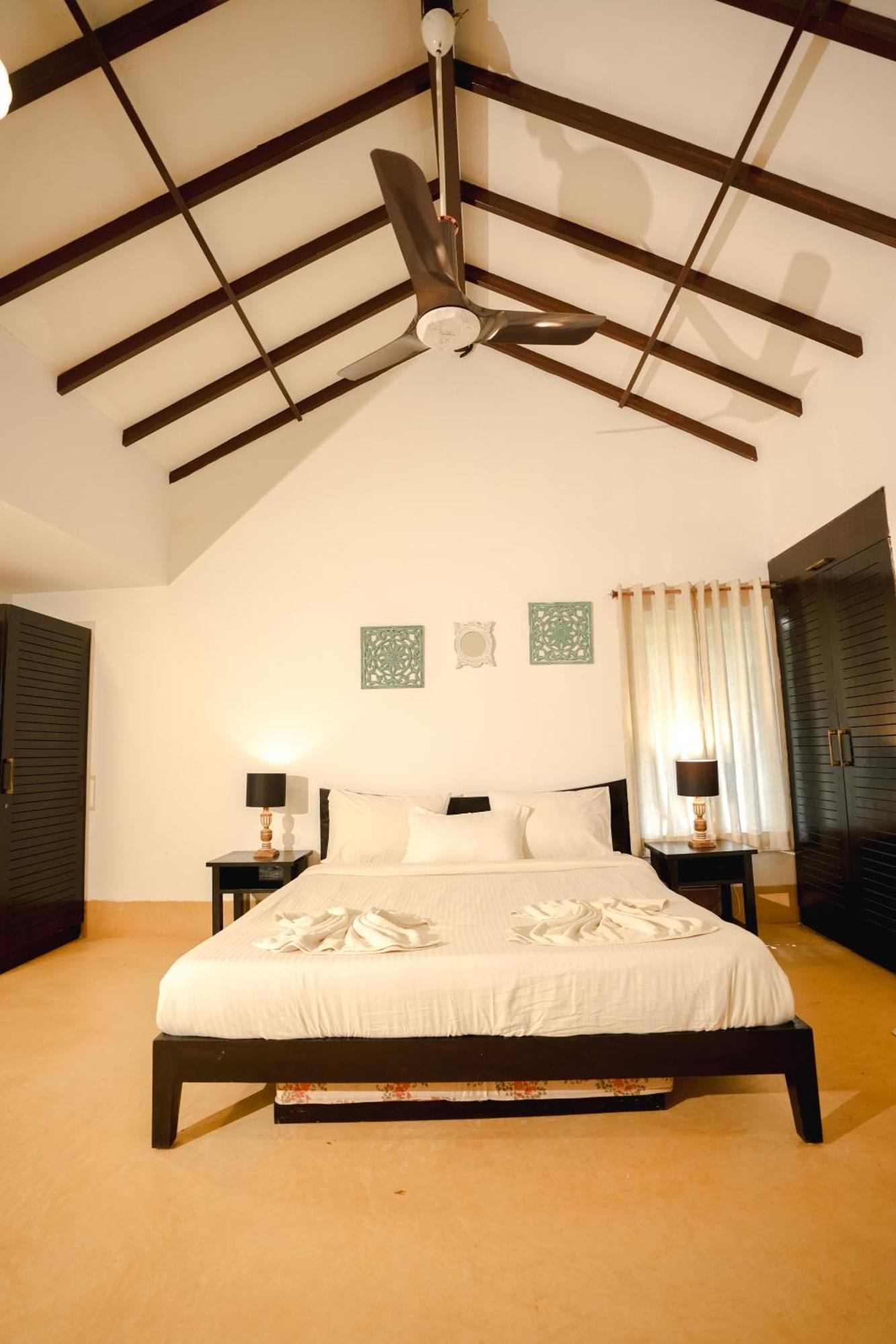 Villa M - Solitude 2 Candolim Goa 3Bhk, Pool Facing, Near Beach, Free Breakfast, Free Wifi And Prime Location Exterior photo
