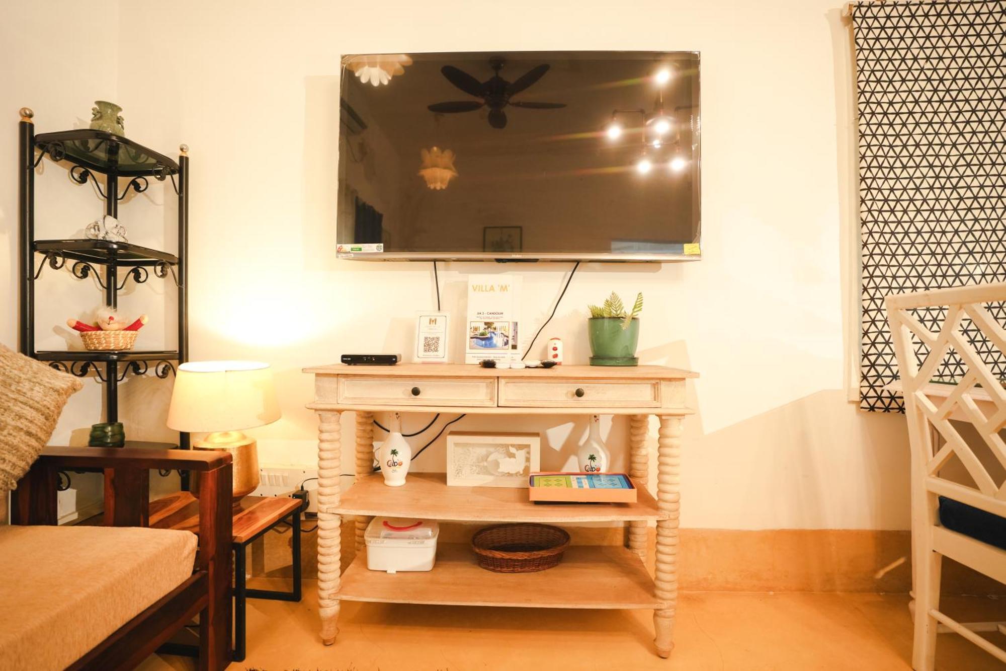 Villa M - Solitude 2 Candolim Goa 3Bhk, Pool Facing, Near Beach, Free Breakfast, Free Wifi And Prime Location Exterior photo