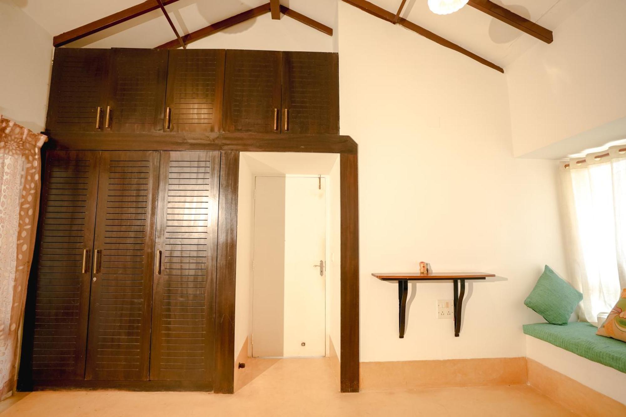 Villa M - Solitude 2 Candolim Goa 3Bhk, Pool Facing, Near Beach, Free Breakfast, Free Wifi And Prime Location Exterior photo