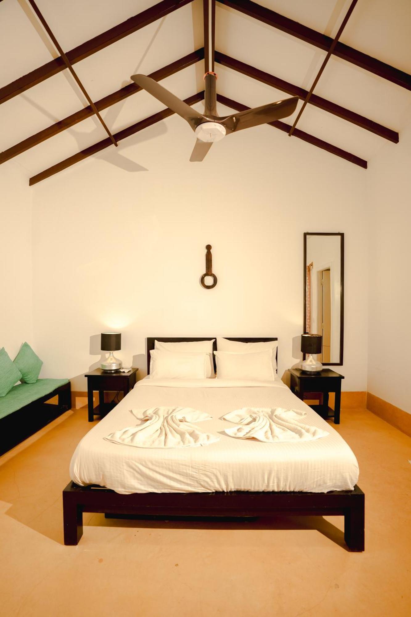 Villa M - Solitude 2 Candolim Goa 3Bhk, Pool Facing, Near Beach, Free Breakfast, Free Wifi And Prime Location Exterior photo