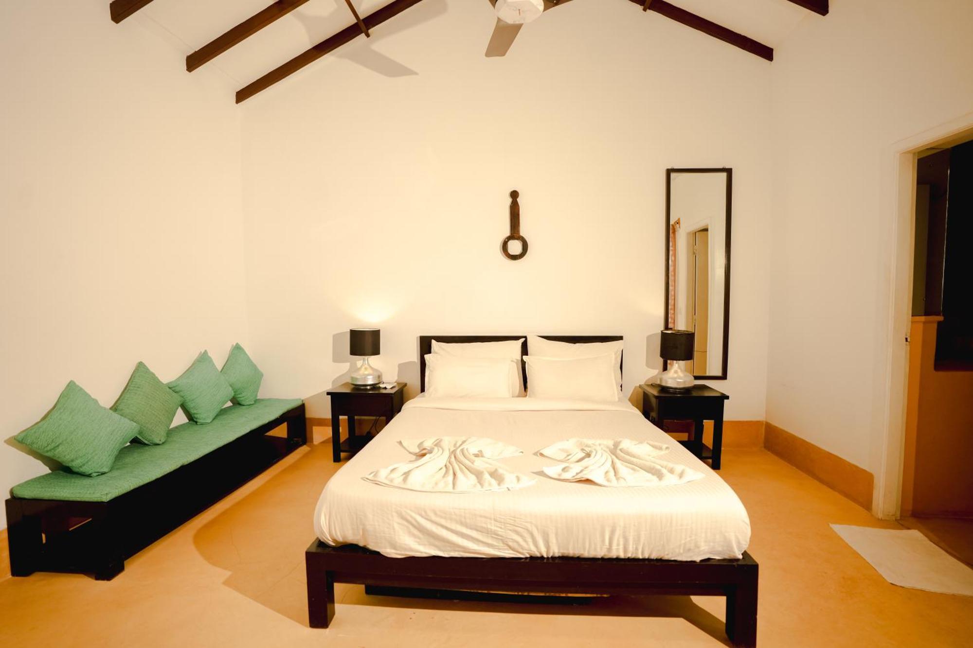 Villa M - Solitude 2 Candolim Goa 3Bhk, Pool Facing, Near Beach, Free Breakfast, Free Wifi And Prime Location Exterior photo