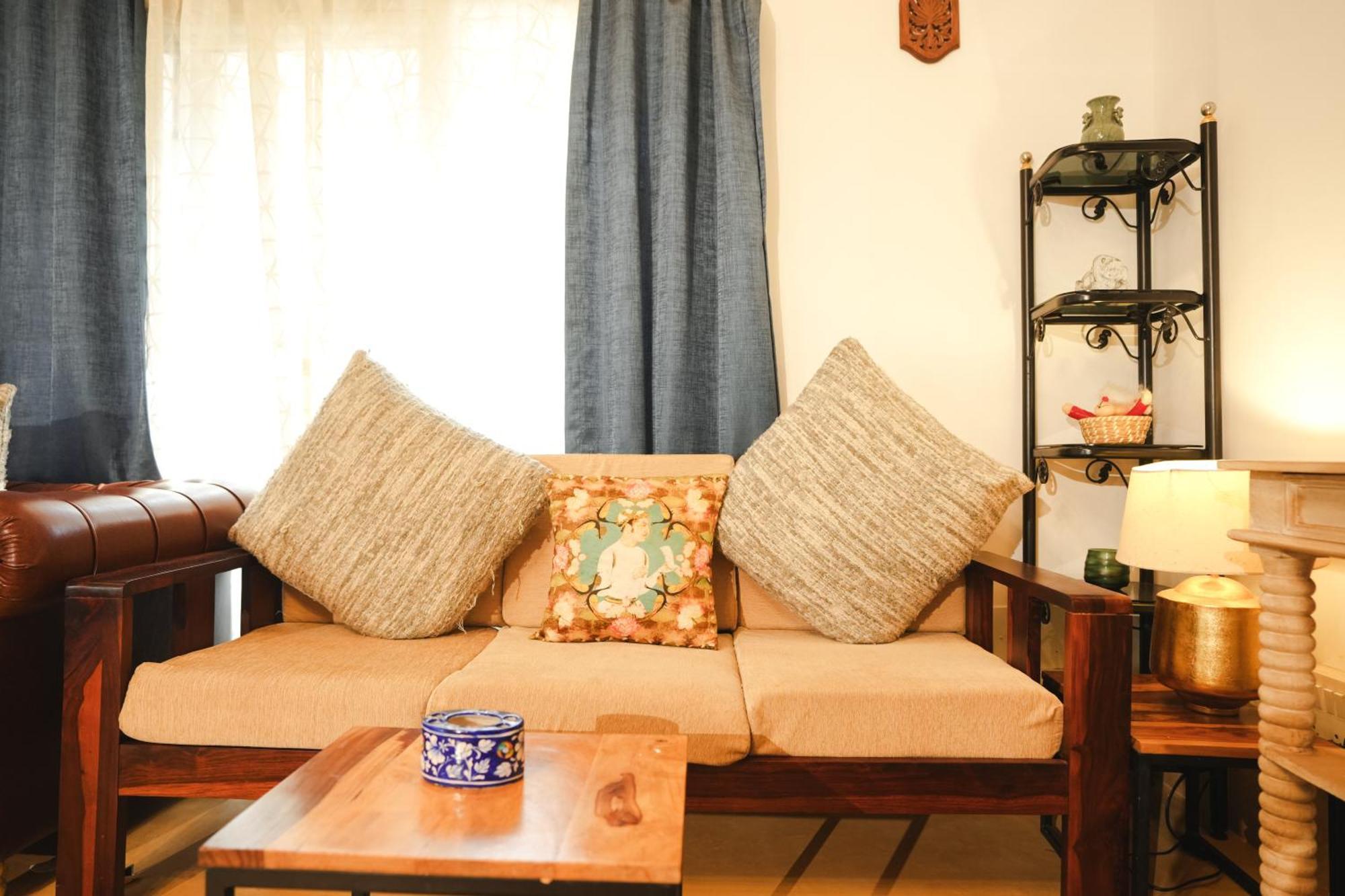 Villa M - Solitude 2 Candolim Goa 3Bhk, Pool Facing, Near Beach, Free Breakfast, Free Wifi And Prime Location Exterior photo